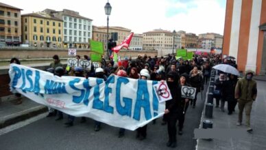 Scontri anti-Salvini a Pisa 8